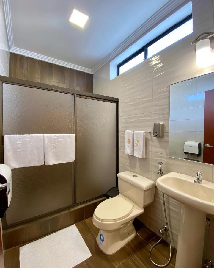 Hostal California Inn جواياكيل المظهر الخارجي الصورة